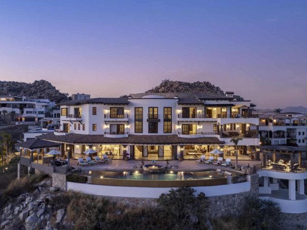 Hillside house in Pedregal, Cabo San Lucas